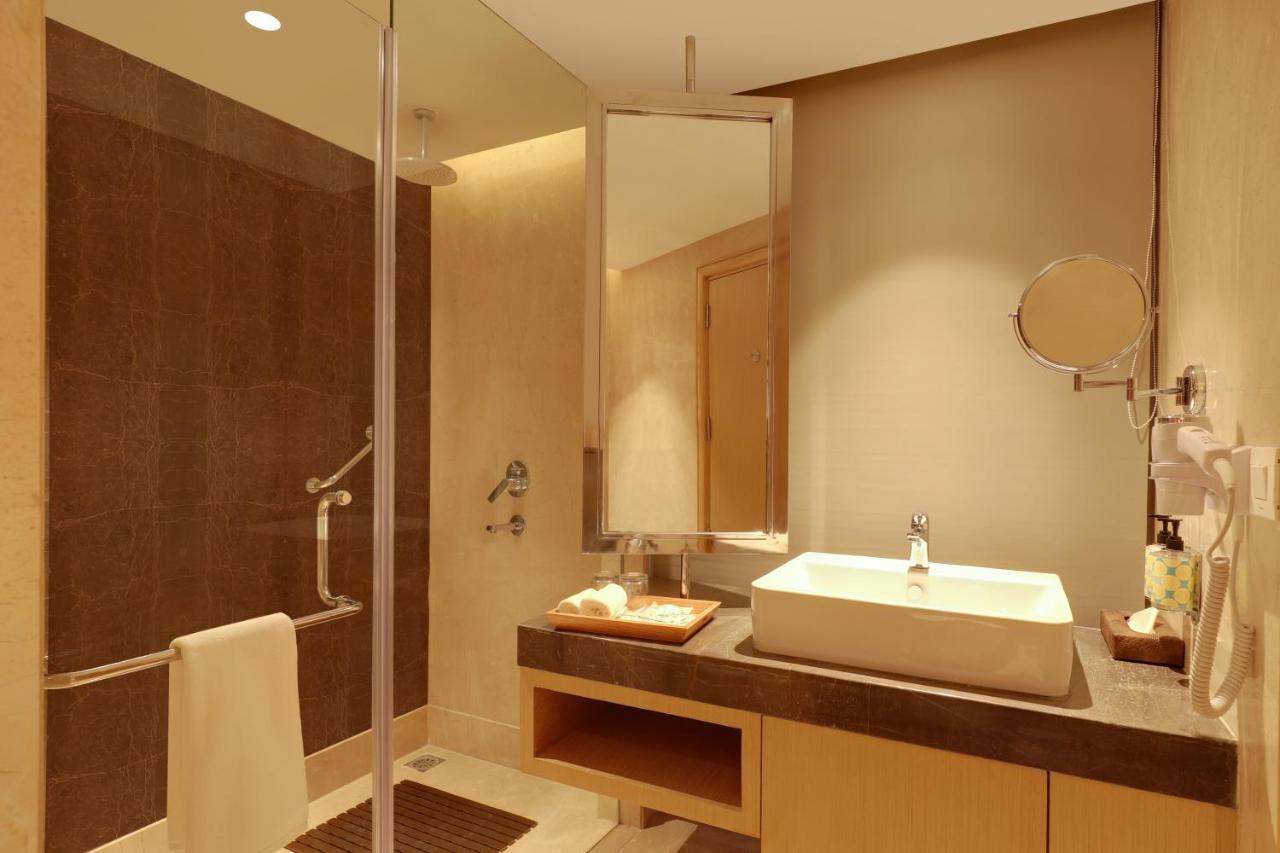 Lemon Tree Hotel, Jhānsi Екстериор снимка