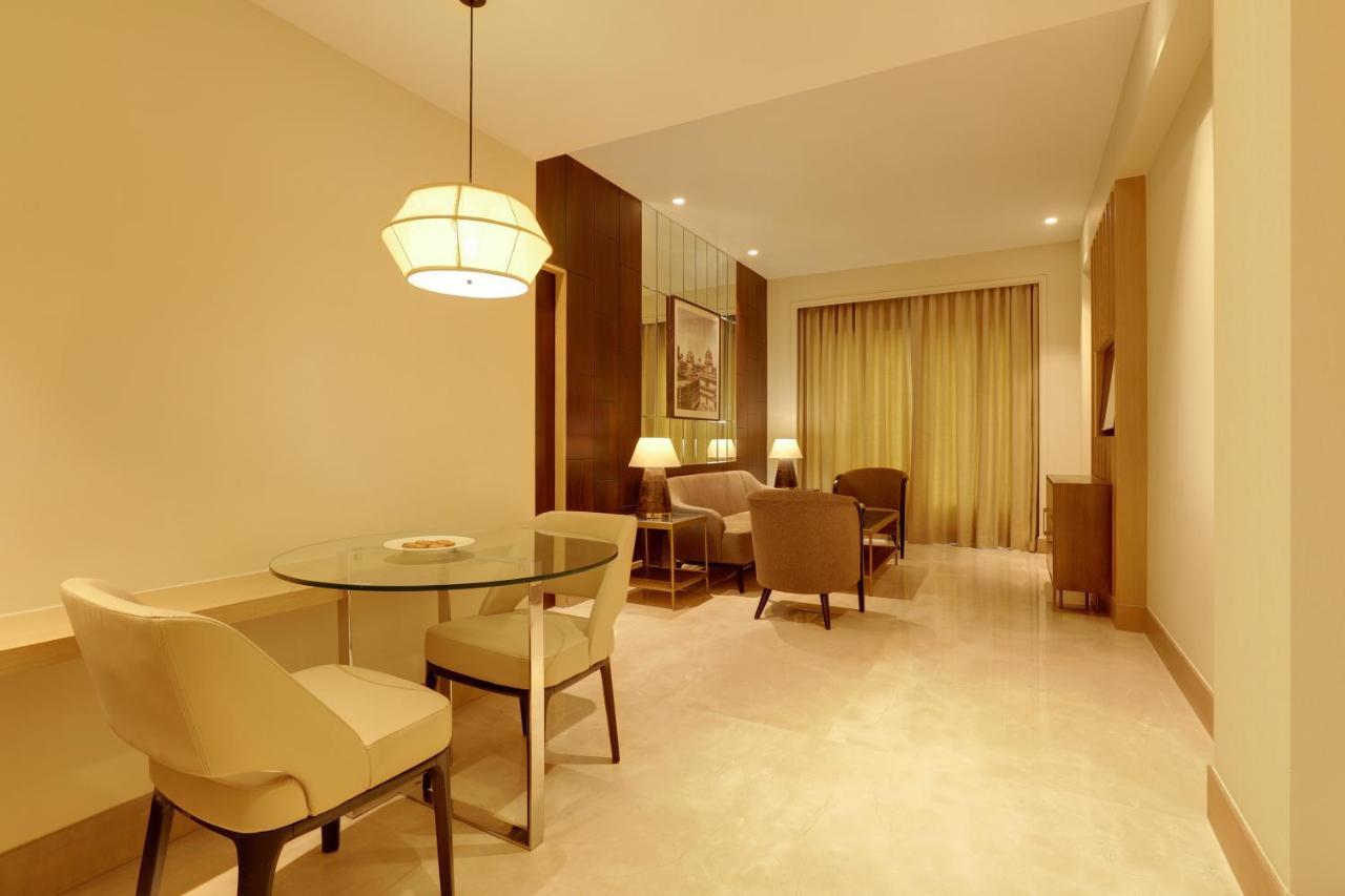 Lemon Tree Hotel, Jhānsi Екстериор снимка