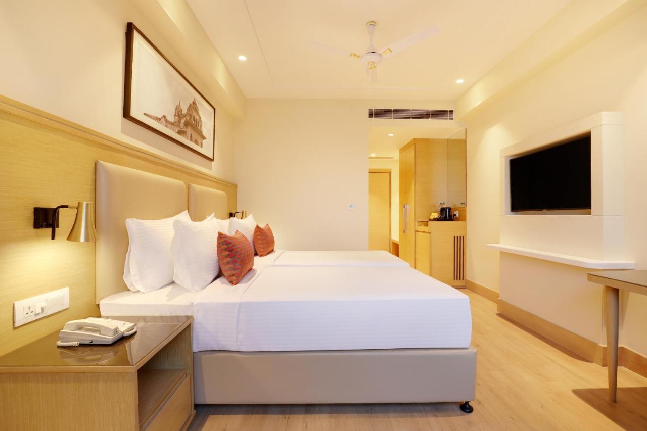 Lemon Tree Hotel, Jhānsi Екстериор снимка