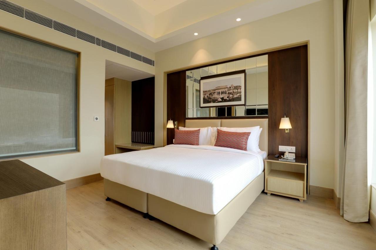 Lemon Tree Hotel, Jhānsi Екстериор снимка