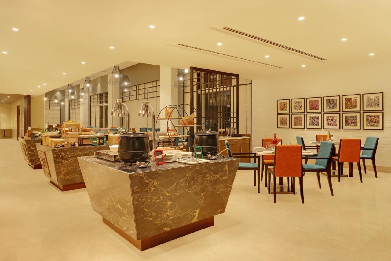 Lemon Tree Hotel, Jhānsi Екстериор снимка